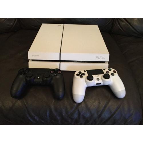 PS4 White With 2 Games and 2 Controllers.