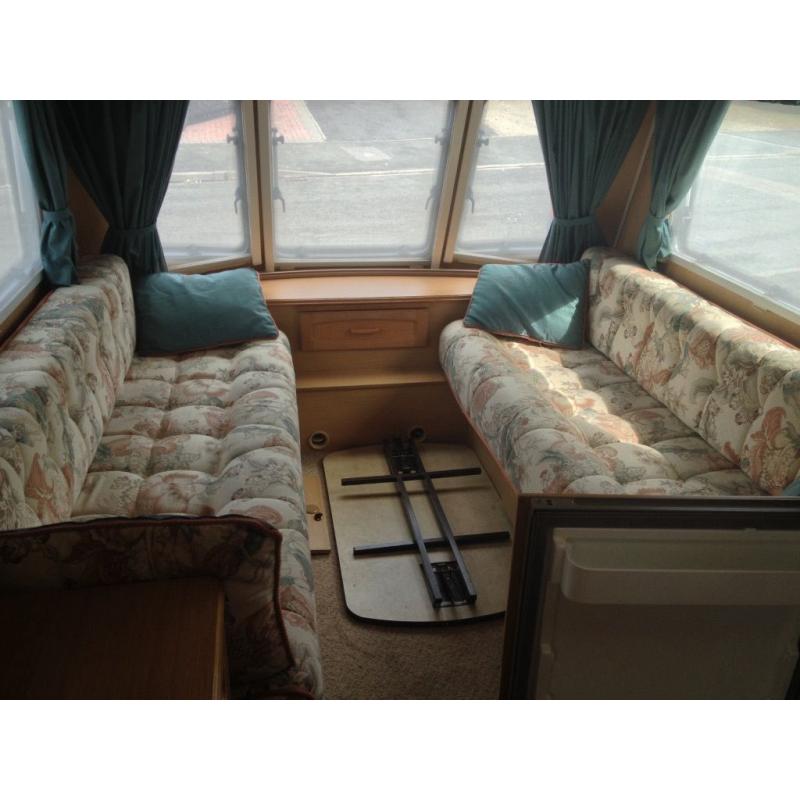 Abi award transtar 1998 caravan very good condition