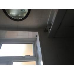 Nice good size single room, all bills included