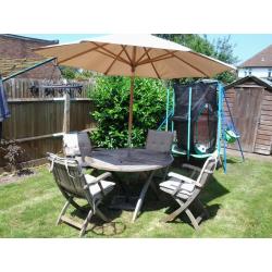 HARDWOOD GARDEN TABLE, CHAIRS AND PARASOL