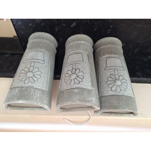 Set of 3 humidifiers