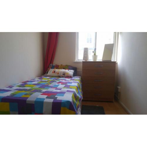 Beautiful Rooms available in North, East and South London, All well Connected