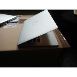 Apple MacBook Air 13.3" A1369 core i5 4gb ram