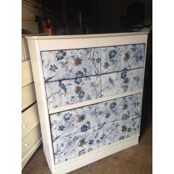 Large/Solid Vintage Chest of Drawer/Dressing Table*Lift up top*