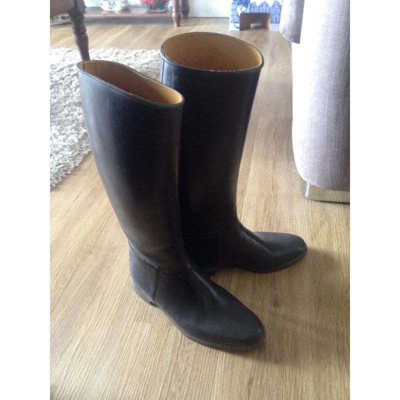 Riding boots, size 6