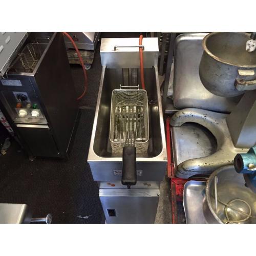 CATERING COMMERCIAL VALENTINE SINGLE TANK FRYER CATERING KITCHEN CAFE SHOP BAR RESTAURANT COMMERCIAL