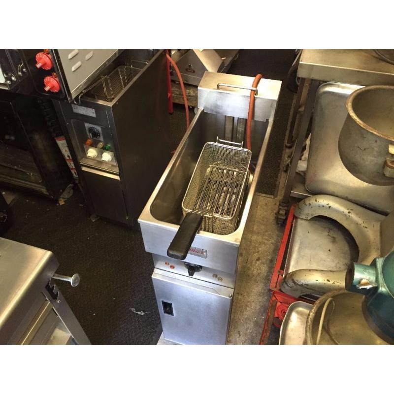 CATERING COMMERCIAL VALENTINE SINGLE TANK FRYER CATERING KITCHEN CAFE SHOP BAR RESTAURANT COMMERCIAL