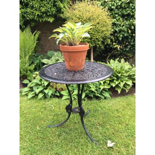 Aluminium garden table, black.