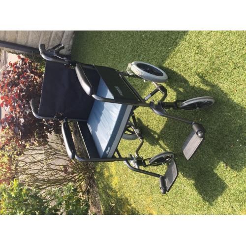 Roma Medical Wheelchair inc padded cushion