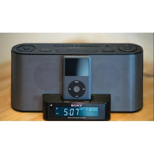 Sony ICF-C1IPMK2 iPhone/iPod Docking Station with Remote Control