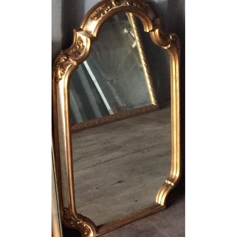 Gold mirror