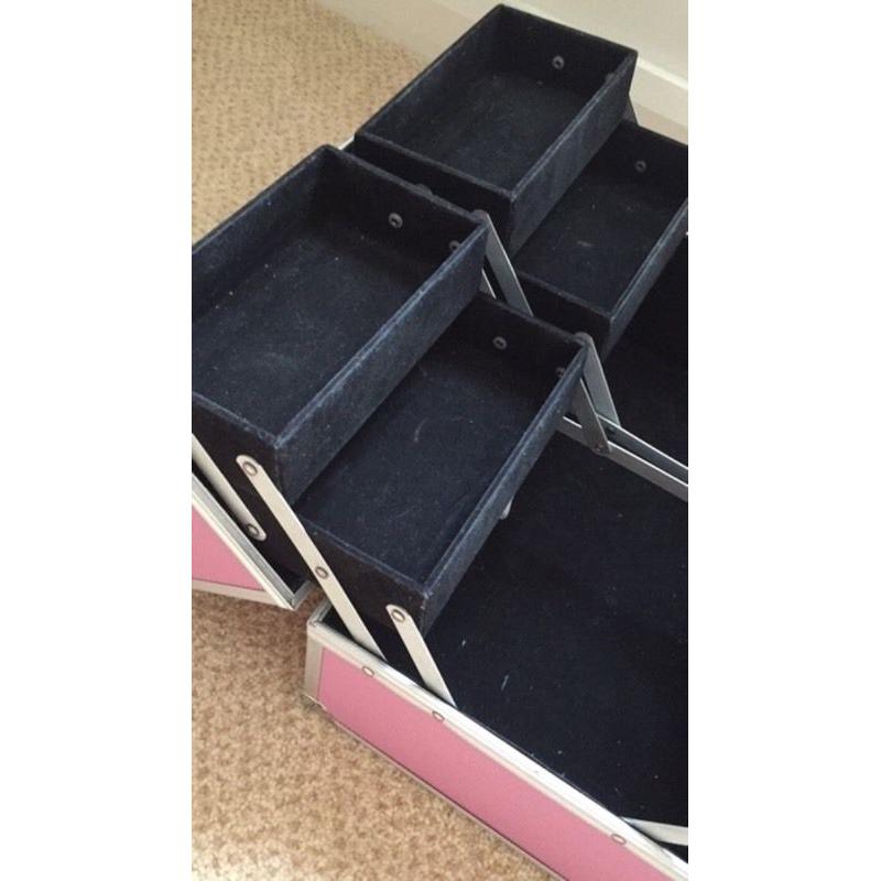 Beautify cosmetic case