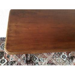 VICTORIAN SIDE TABLE