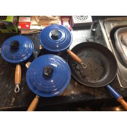 Le Creuset Set