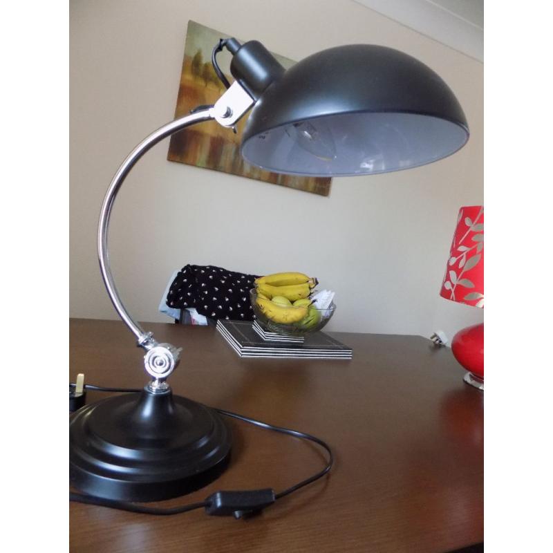 Black desk lamp