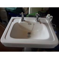 Ceramic Wash Basin with Taps