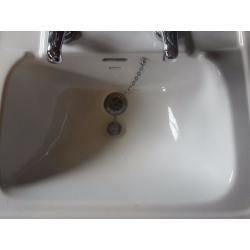 Ceramic Wash Basin with Taps