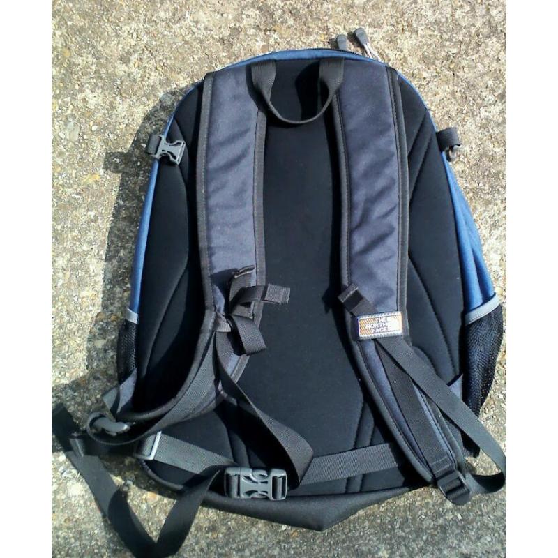 North Face Flint Technical 28L Rucksack (brand new without tags)