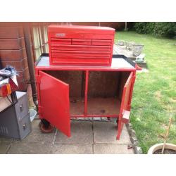 TOOL BOX AND TROLLEY CABERNET USED PICK UP ONLY