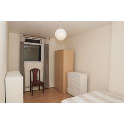 Perfect double room available NOW in Zone 2