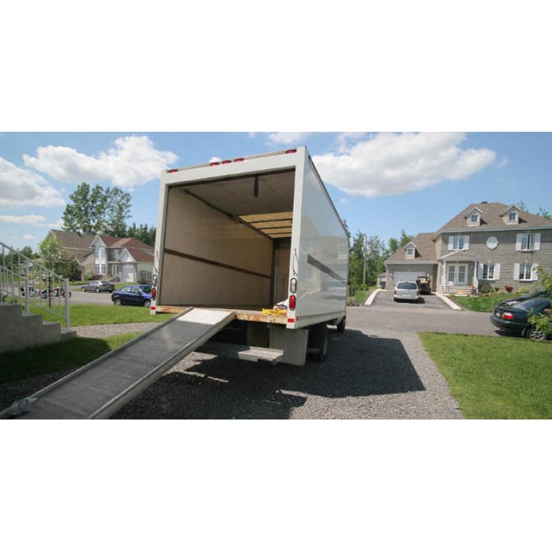 ??BOLTS REMOVALS????CHEAP PRICES??