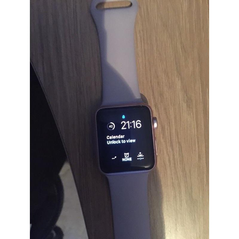 Rose gold Apple Watch Sport 38mm