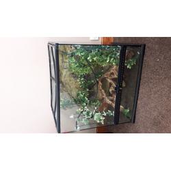 Exo Terra Vivarium/Terrarium tank