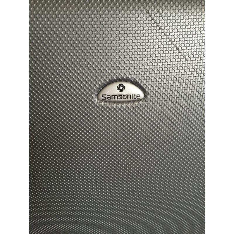 Samsonite hard side suitcase