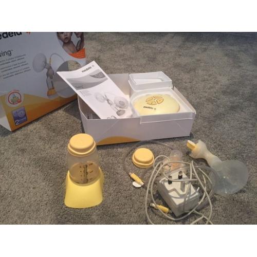 Medala breast pump