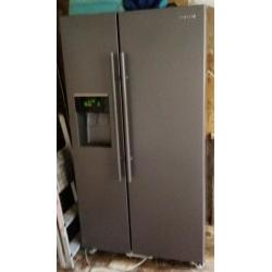 Samsung Fridge freezer (model RSA1DHMH)