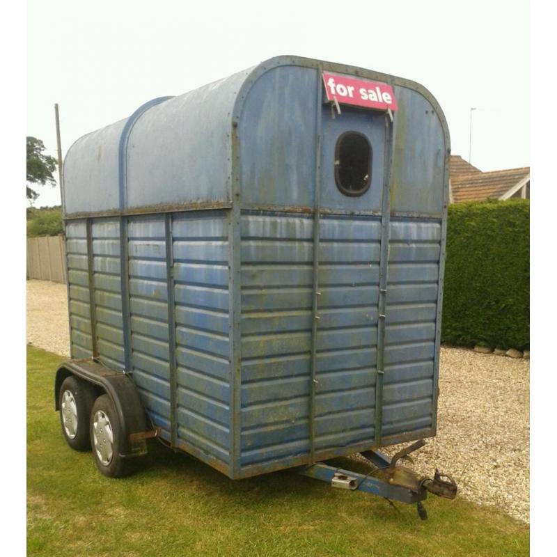 Horse trailer