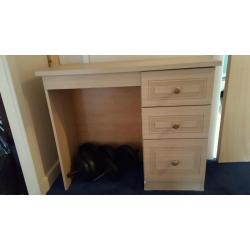 Dressing table