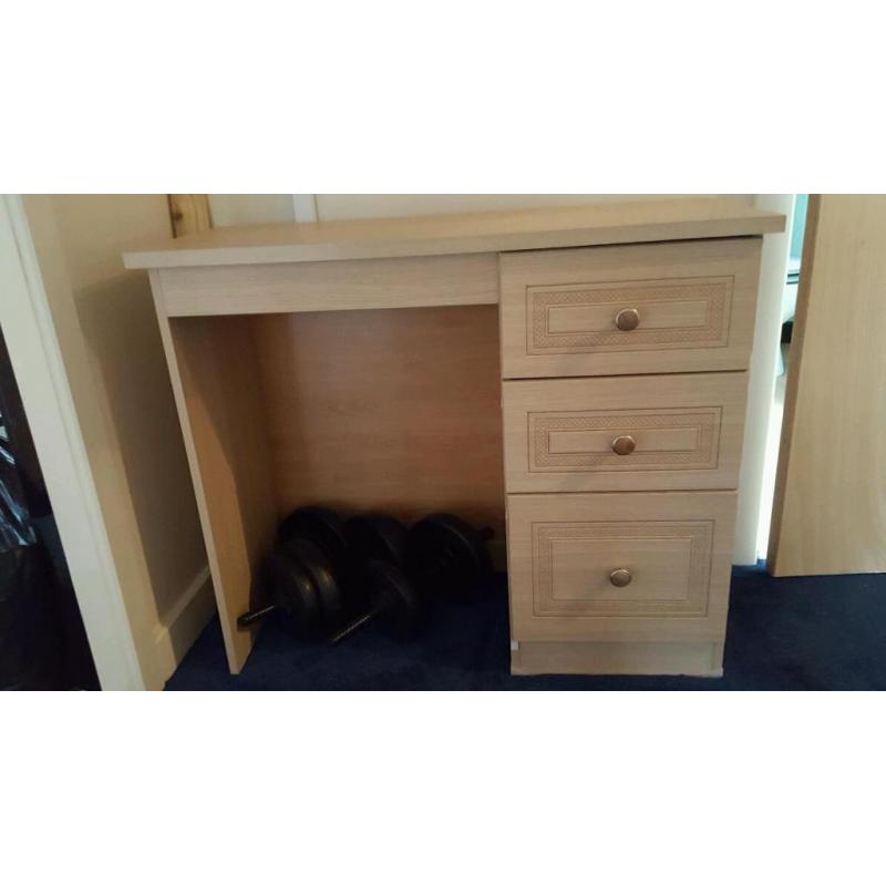 Dressing table