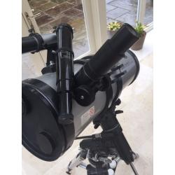 Telescope and extendable tripod