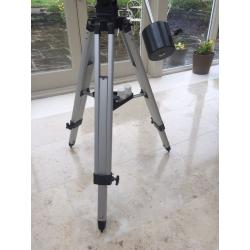 Telescope and extendable tripod