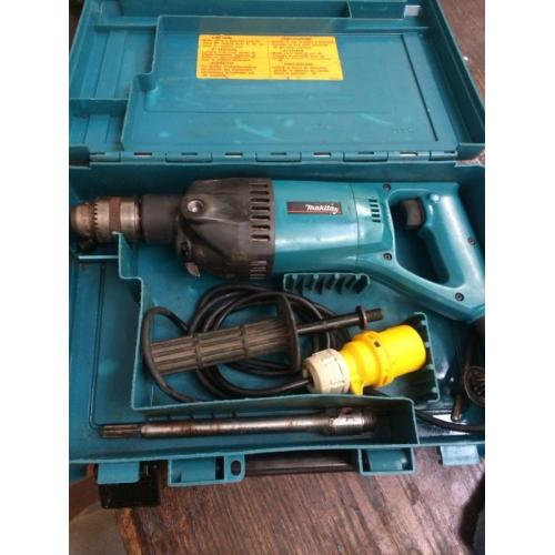 Makita 8406 110v core drill