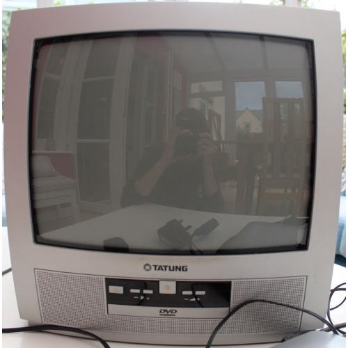 Portable TV with DVD player combined - TATUNG includes RED Freeview box - 14 inch screen