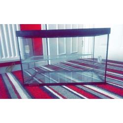 Glass hamster tank