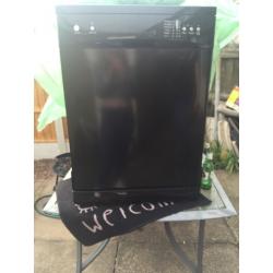 Currys essentials dishwasher