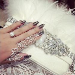 WOMENS DESIGNER RING