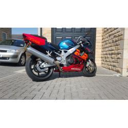 2000 Honda FireBlade 918cc Excellent Condition Low Mileage Only Two Previous Owners