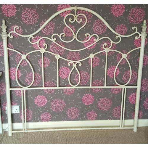 Double head board