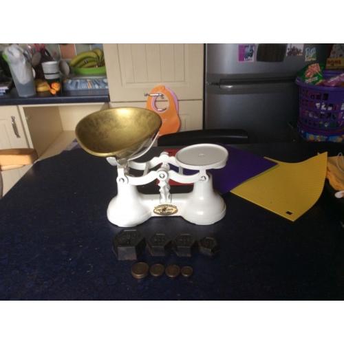 Retro weighting scales