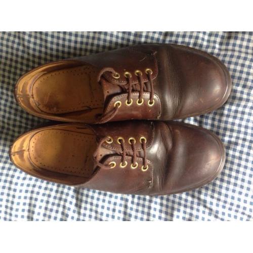 Brown leather Dr Martens shoes - size 7