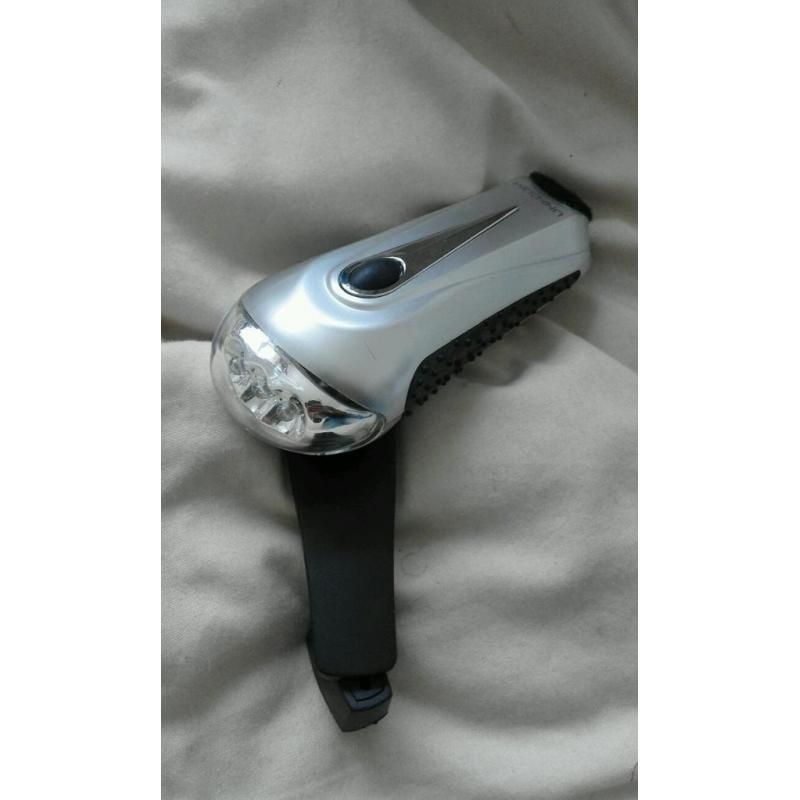 Wind up torch