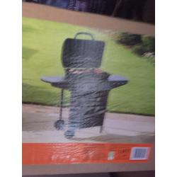 Gas BBQ with side table