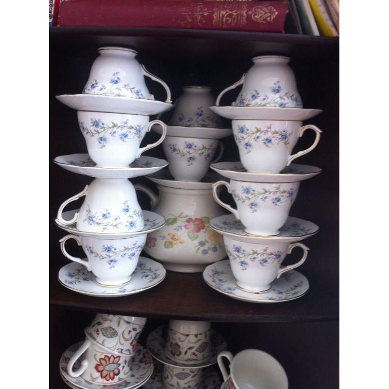 Tea cups (vintage)