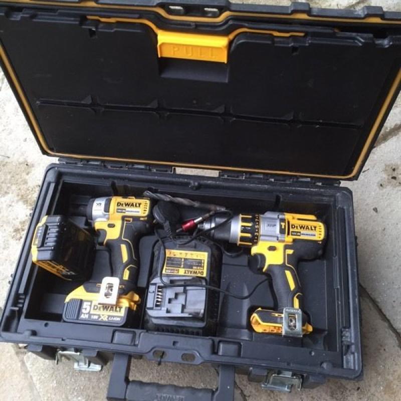 Dewalt 18v twin 5ah brushless