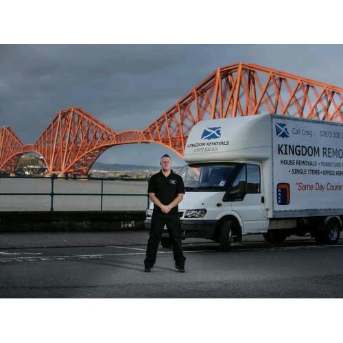 Removal man and van