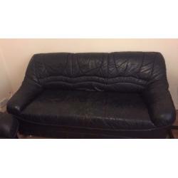 2 + 3 seater black leather sofa's free for uplift.